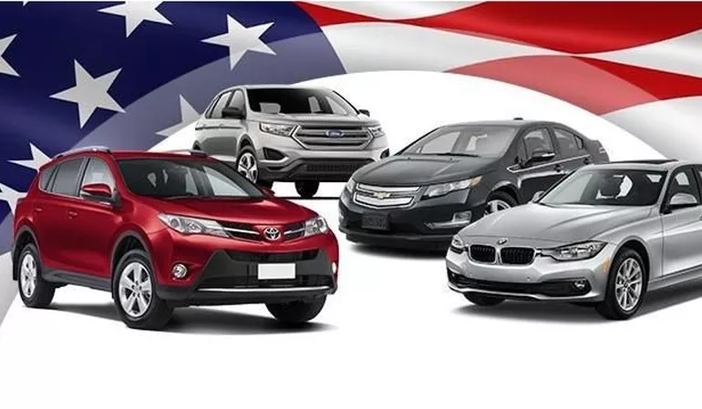 Доставка автомобілів з США в контейнерах у порту